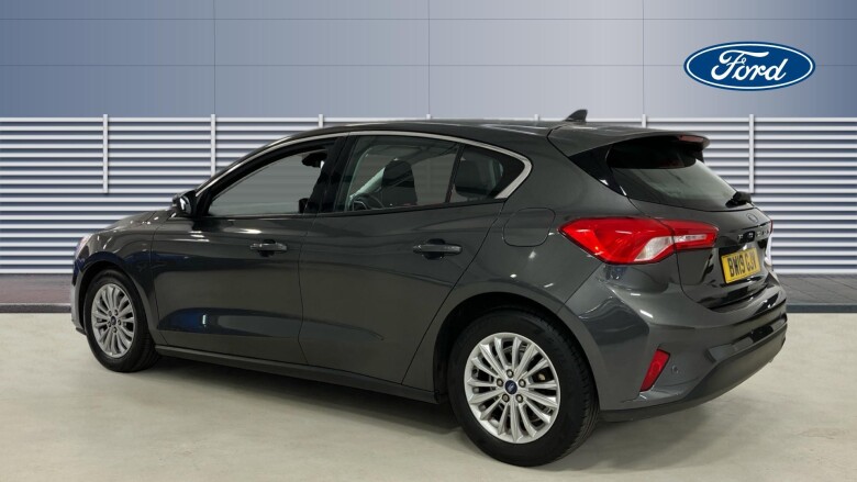 Ford Focus 1.0 EcoBoost 125 Titanium 5dr Petrol Hatchback